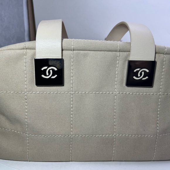 Chanel Ivory Chocolate Bar Bowling Tote - Picture 6 of 12